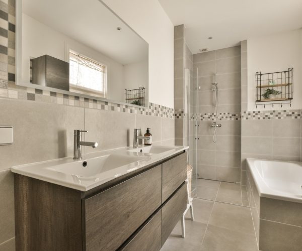 bathroom fresh and clean after remodeling services